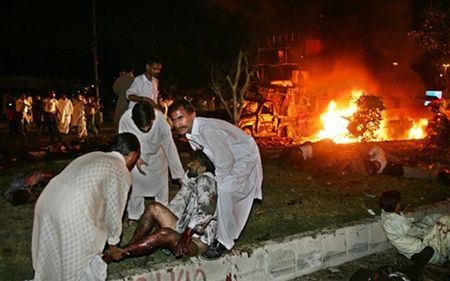 Co najmniej 133 osoby zginęły w Pakistanie