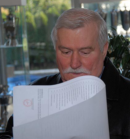 Wałęsa dla WP: honor Polski i Polaków uratowany