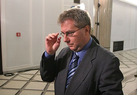 Czarnecki: rada Samoobrony to teatr i gra pozorów