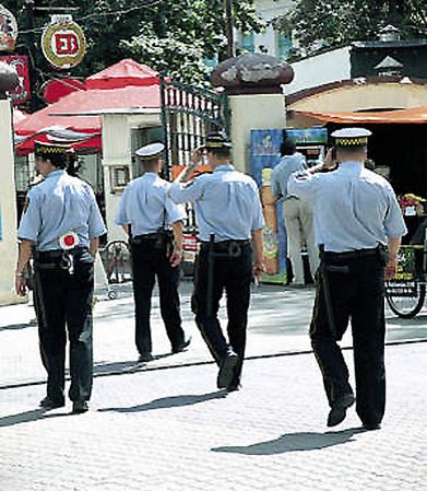 300 zł premii dla strażnika miejskiego za sprawność