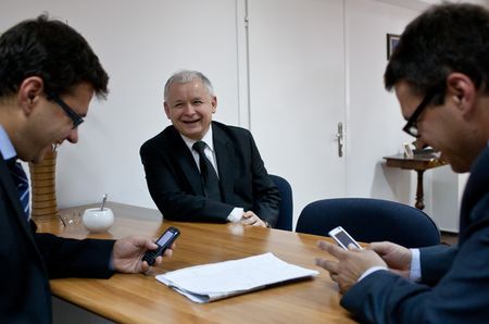 "Nie będę debatował w oparach absurdu"