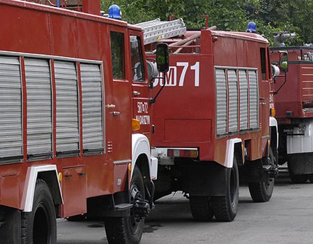 Prywatny śmigłowiec lądował w ogródku; 1 osoba ranna