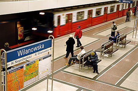 91 mln euro na warszawskie metro