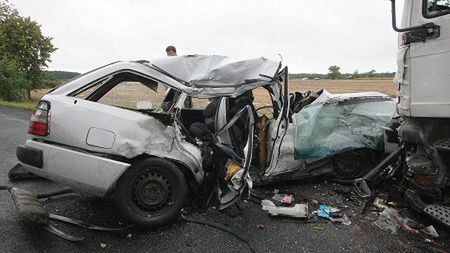 Wypadek samochodowy na trasie krajowej 36