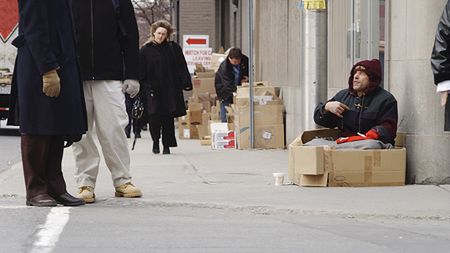 Zagraniczni bezdomni ciągną nad Wisłę