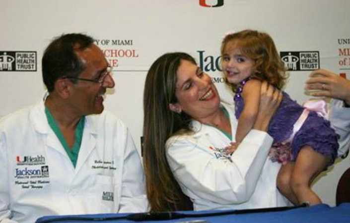 Dr Ruben Quintero z mamą i Leyną