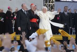 Papież wezwał młodych, by unikali pułapek materializmu