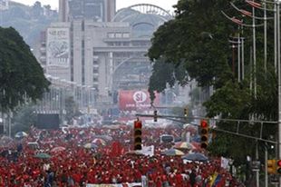 Tysiące Wenezuelczyków za zmianą konstytucji