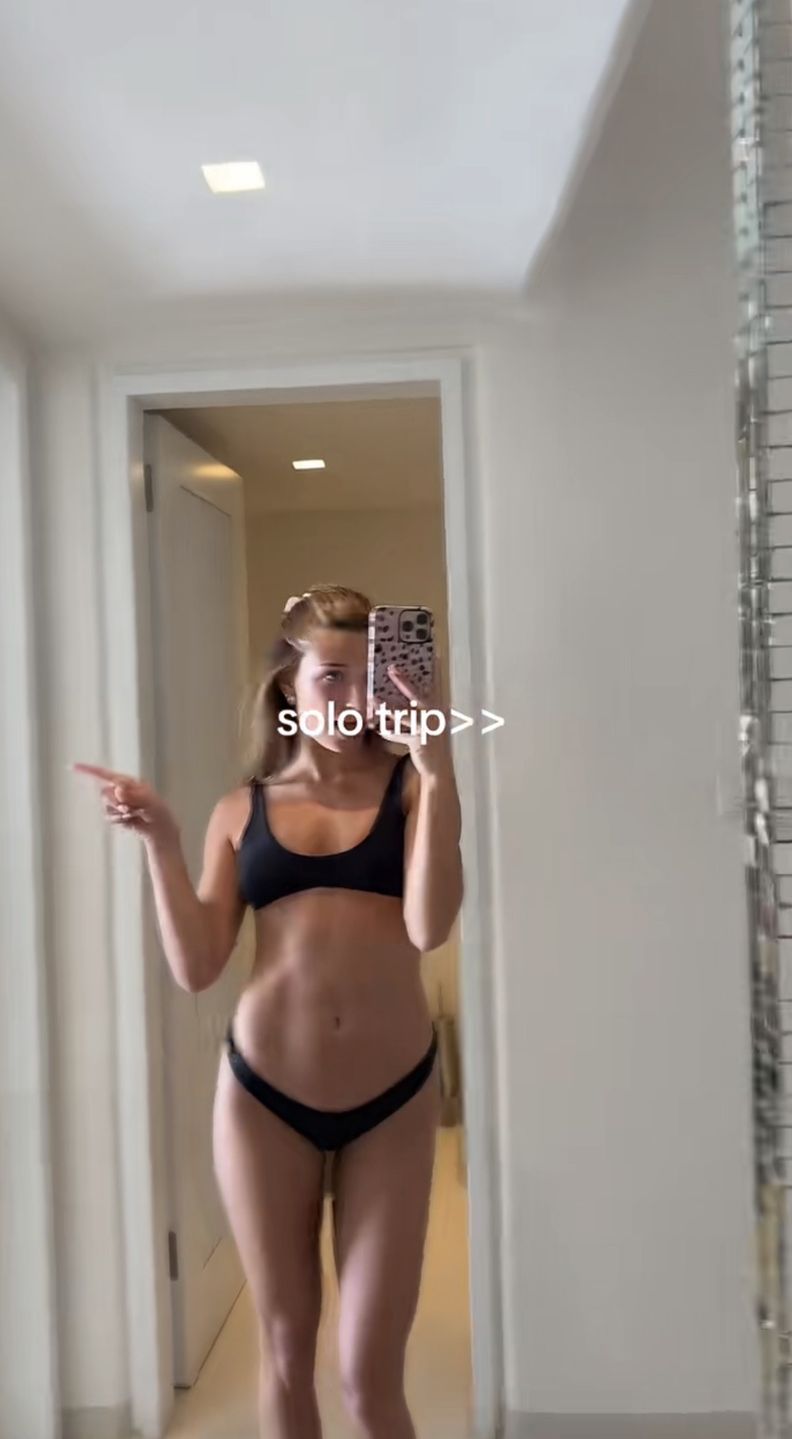 Julia Wieniawa dokumentuje "solo trip"