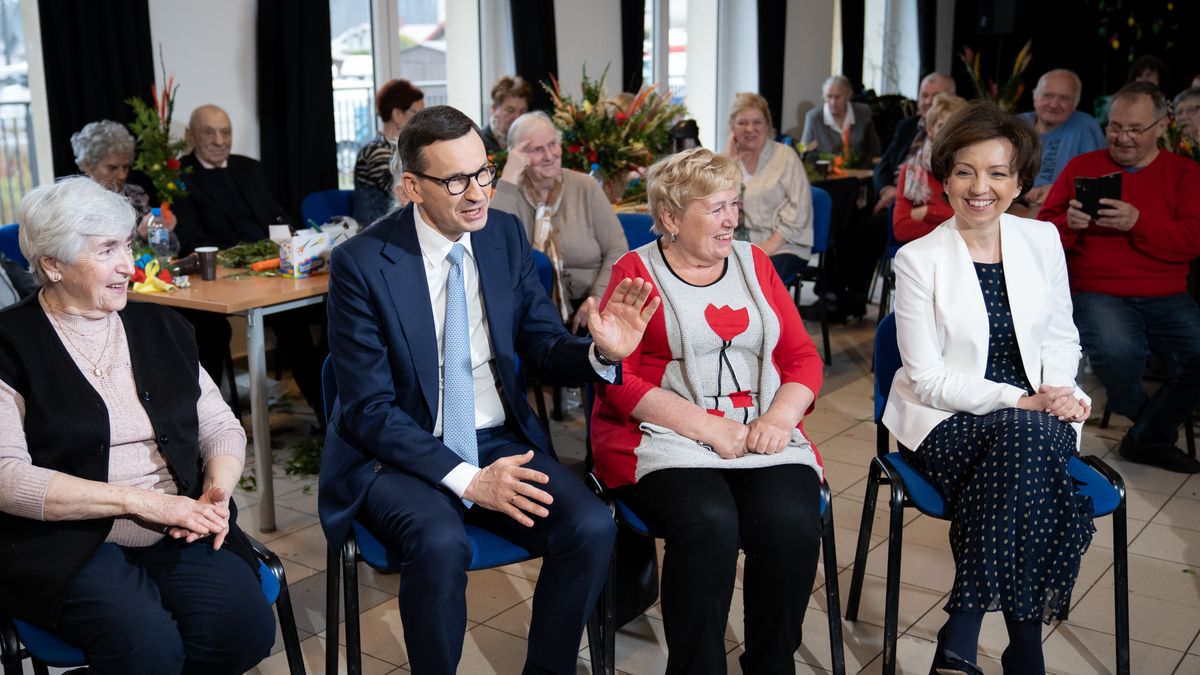 Polish Prime Minister Mateusz Morawiecki and Minister of Family Marlena Malag met with the seniors at Daily Retirement Home in Wola Karczewska, Poland on April 6,  2022 (Photo by Mateusz Wlodarczyk/NurPhoto via Getty Images)