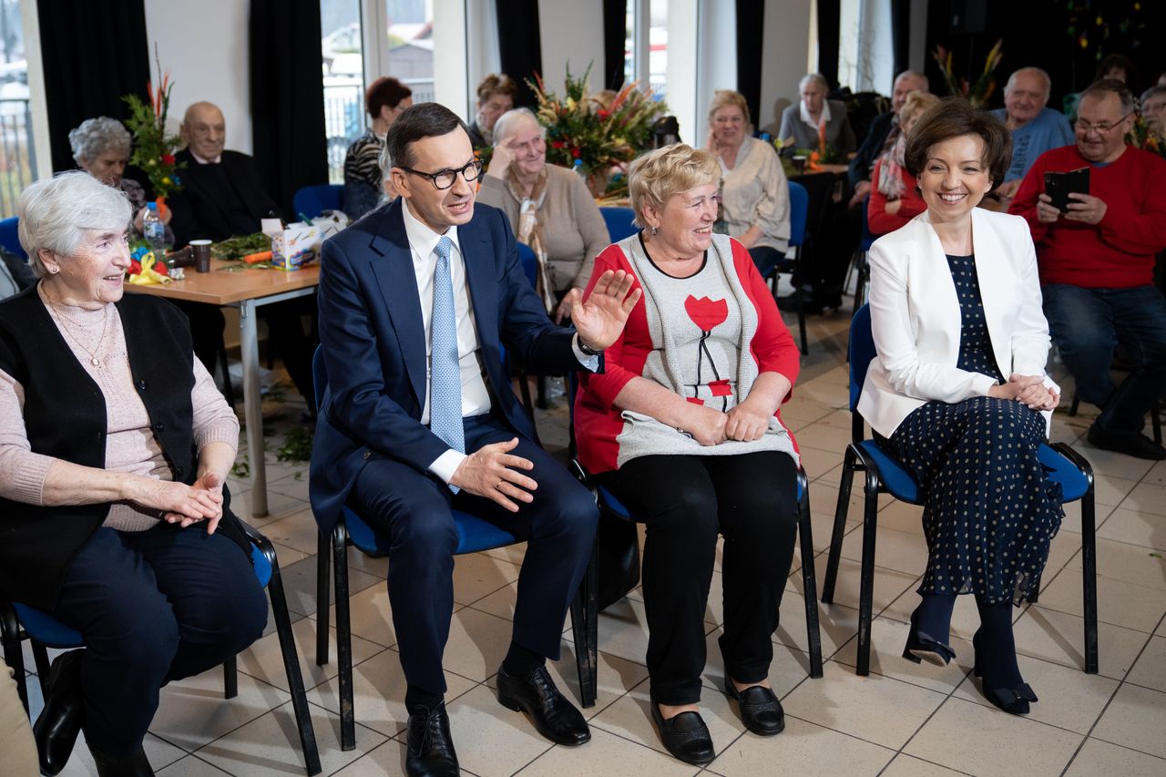 PiS ma szykować kolejną wyborczą "bombę". "Ich poparcie może być nie do ruszenia"