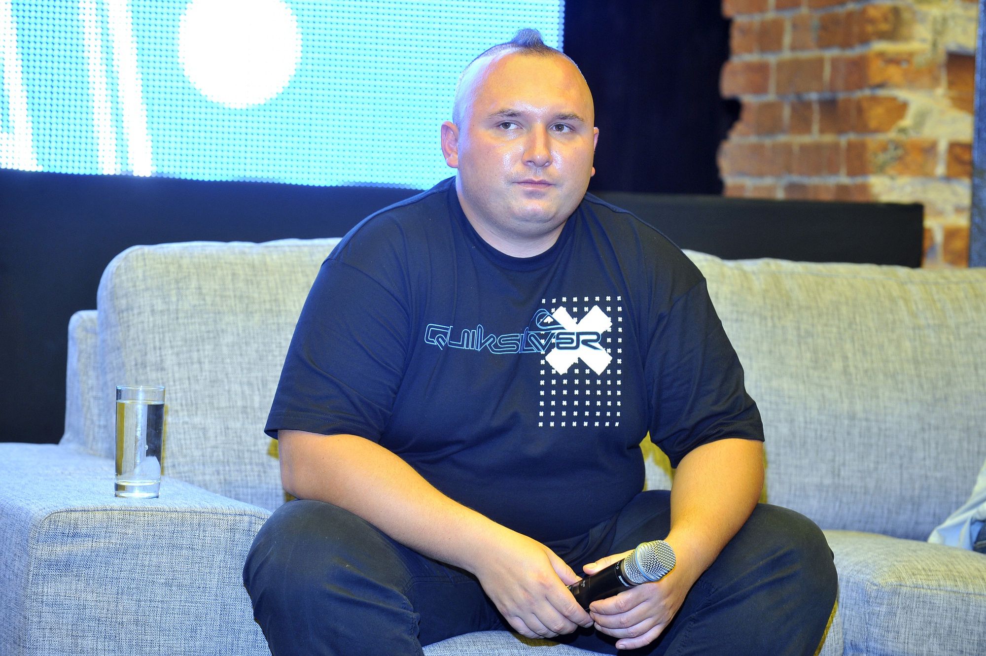 Patryk Vega rezygnuje z walki o uznanie krytyków w Polsce. Teraz marzy mu się międzynarodowa kariera 