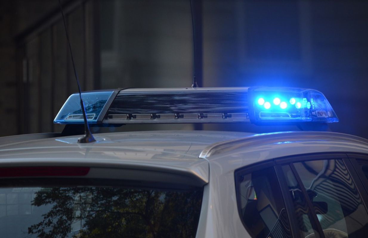 Incydent w Słupsku, policja wkroczyła do mieszkania nocą