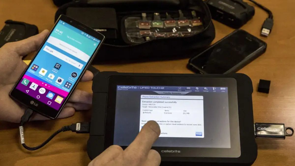Cellebrite pozwala dostać się do wszystkich zasobów telefonu