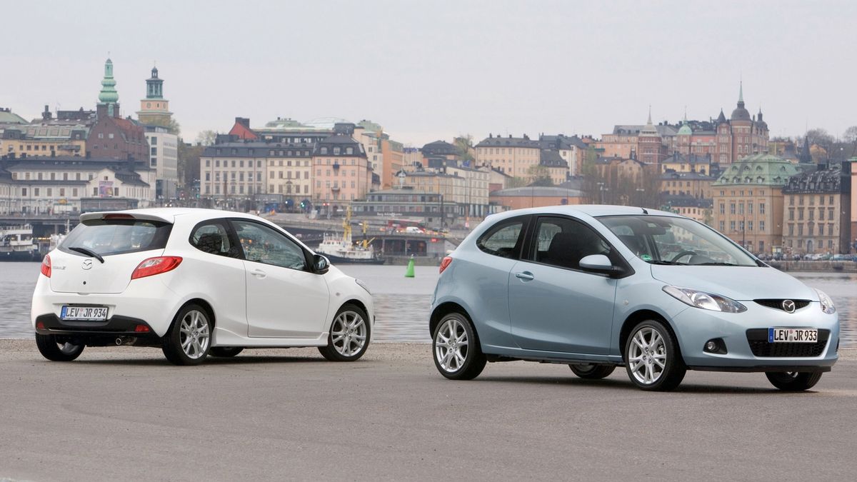 Mazda 2