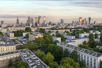 Pogoda w Warszawie. Prognoza na wtorek 11 listopada. Poranny lekki deszcz, wieczorem opady 18:00–20:00