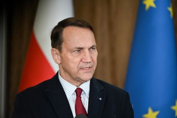Radosław Sikorski odpowiada Kaczyńskiemu. "Nie grożą nam"