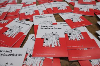 Nowa metoda oszustów. Wykorzystują rządowy poradnik