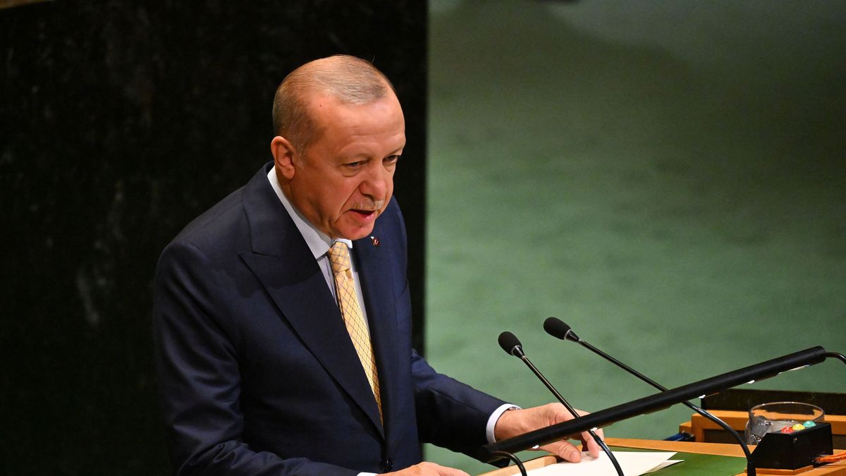 Turkish President Recep Tayyip Erdogan speaks during the High-Level International Conference for the Peaceful Settlement of the Question of Palestine and the Implementation of the Two-State Solution, at the United Nations (UN) headquarters in New York, New York, USA, 22 September 2025. The UN General Assembly's high-level week runs from 22 until 30 September. EPA/LUKAS COCH AUSTRALIA AND NEW ZEALAND OUT Dostawca: PAP/EPA.