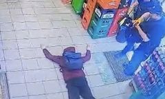 Kradł batoniki ze sklepu. Grozi mu nawet 10 lat więzienia