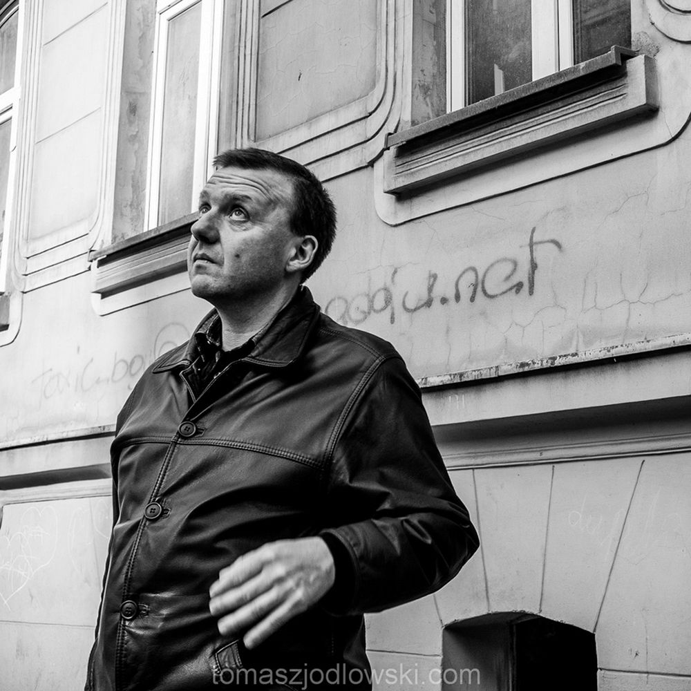 Spojrzenie na kamienicę, czyli fotograficzne upamiętnienie tragedii w Katowicach 11