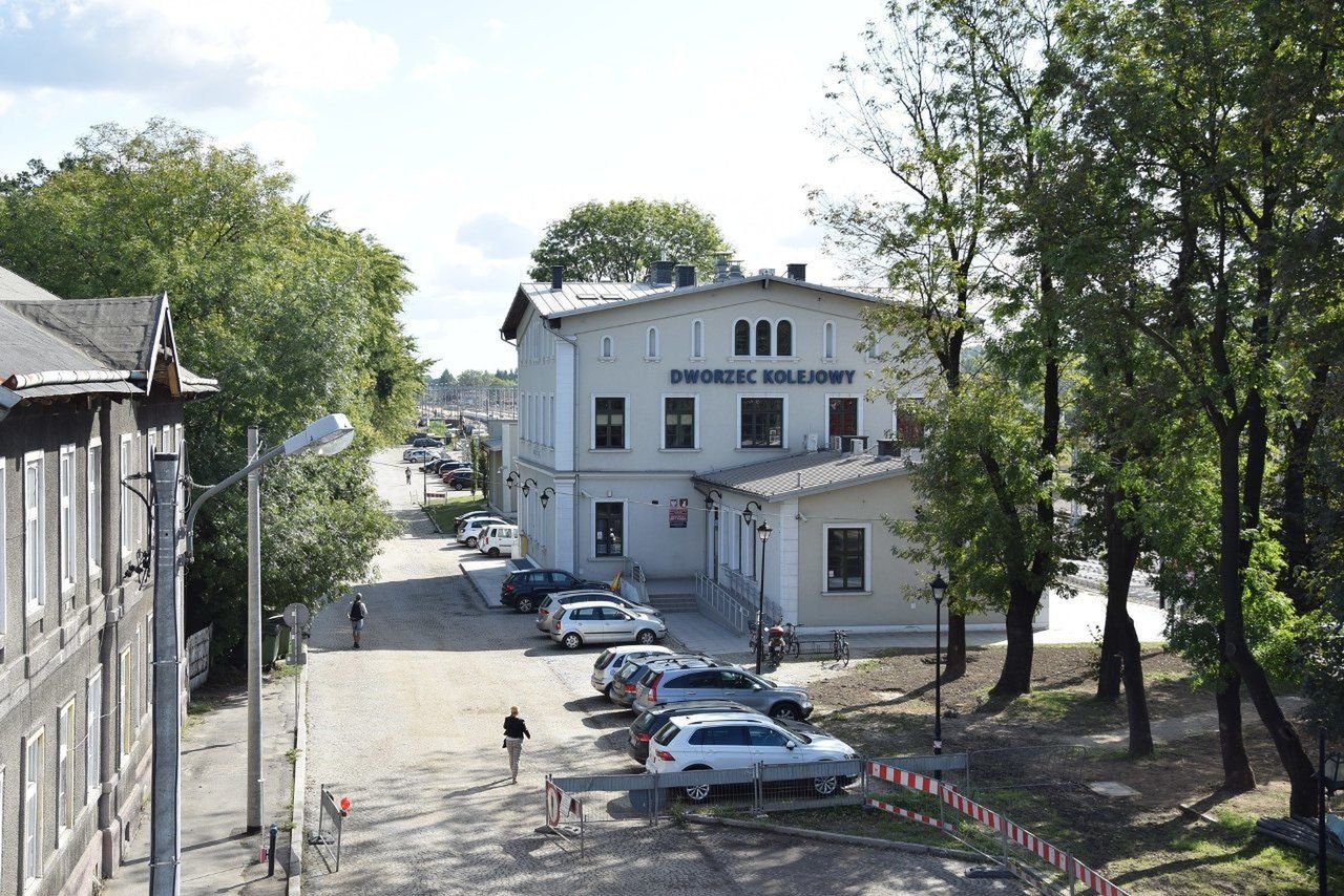 Krzeszowice: Dworzec kolejowy konkuruje z najlepszymi. Trwa konkurs