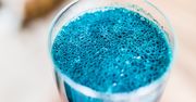 Niebieski koktajl bije rekordy popularności. Jest pyszny i pomaga schudnąć