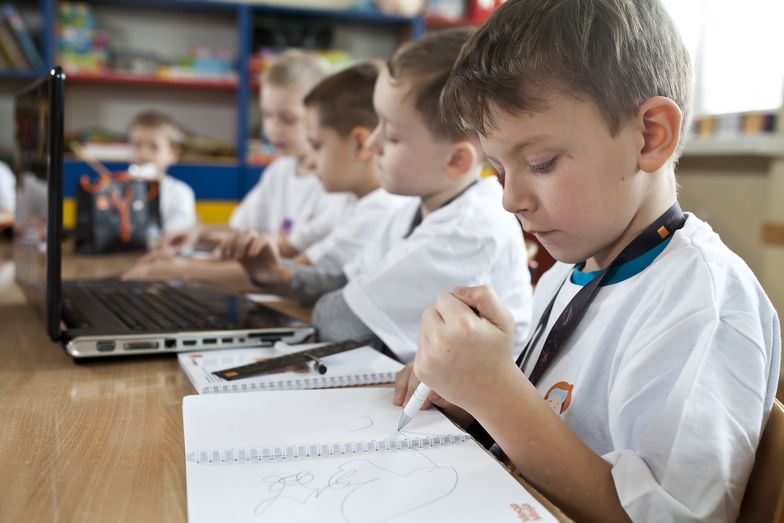 Zajęcia w cyfrowym laboratorium zamiast nudnego czekania na rodziców