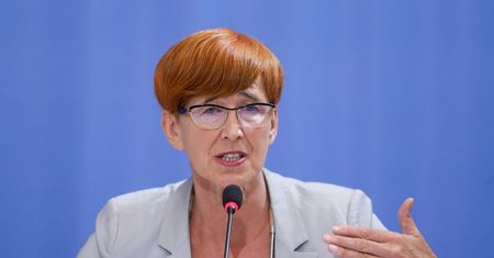 Niższy ZUS dla firm. Rafalska: "obniżenia składek nie mogą być bezterminowe"