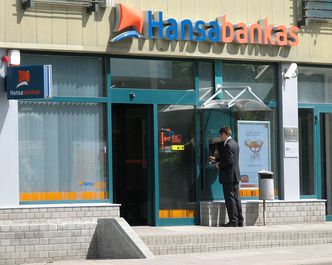 Euro na Litwie. Litwini oblegają bankomaty przed zmianą waluty