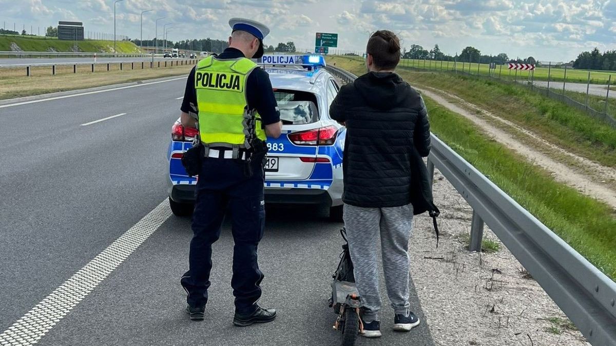 Różnica prędkości aut i hulajnogi była zawrotna