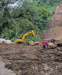 Kolumbia. Ziemia osunęła się na autobus. Nie żyje 27 osób.