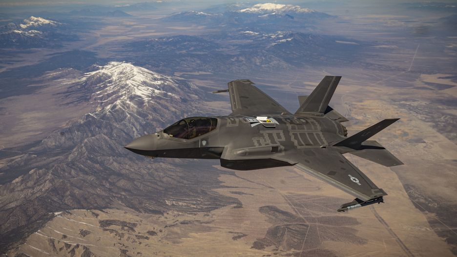 Nad Zatokę Perską zostały wysłane m.in. samoloty F-35