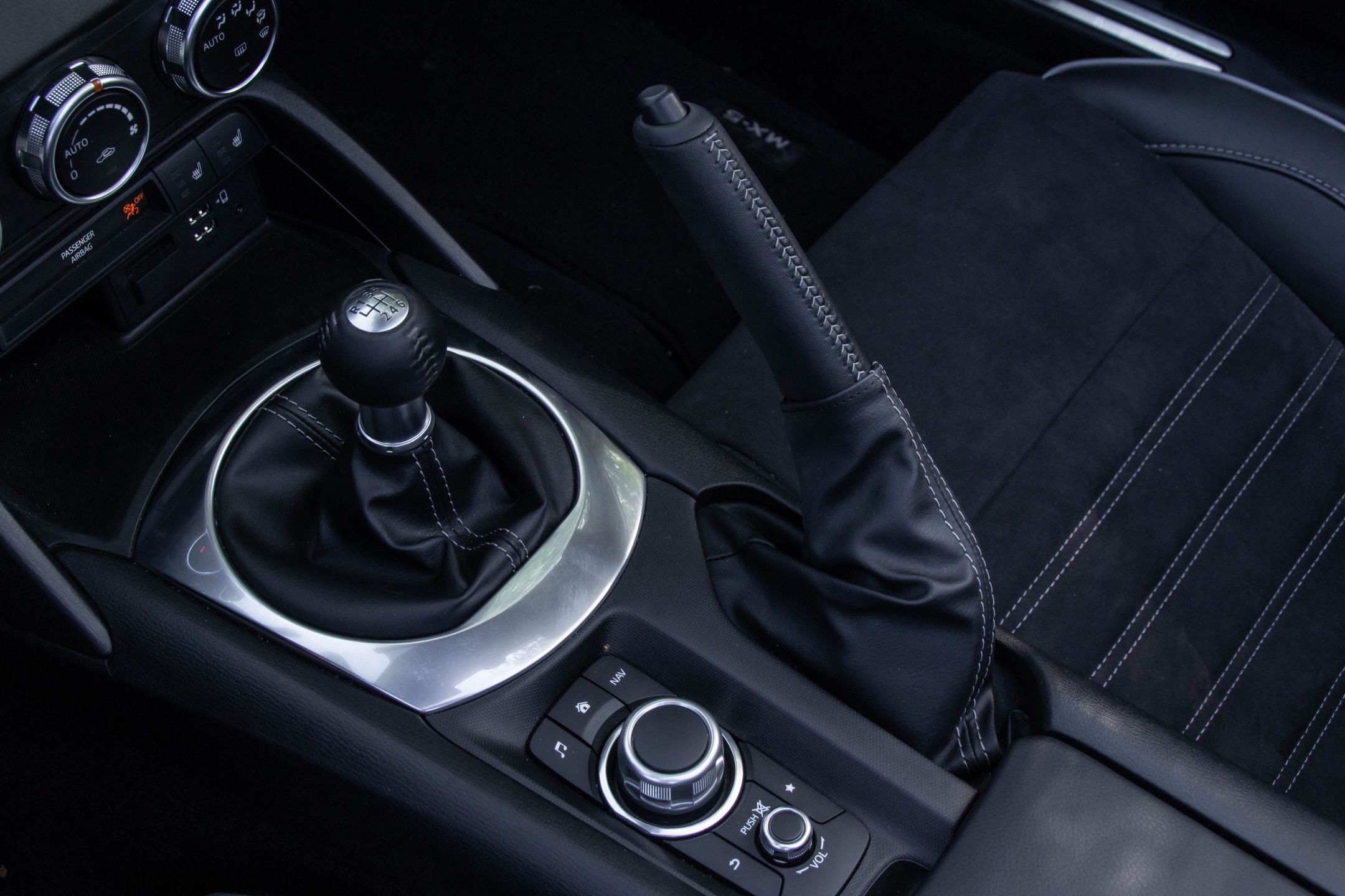 Mazda MX-5 Homura 2023