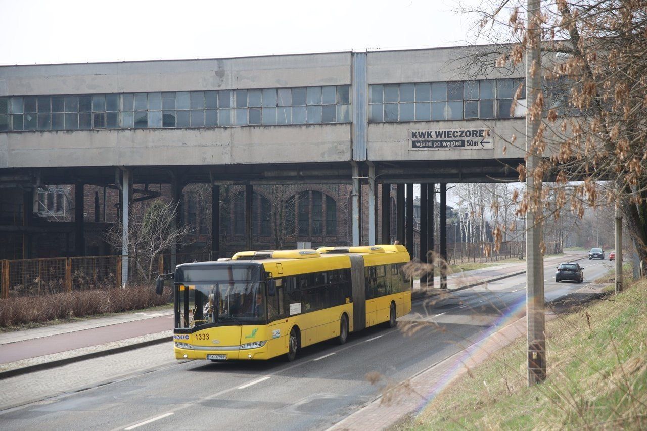 Pierwszy etap budowy Hubu Gamingowo-Technologicznego obejmuje rewitalizację wszystkich obiektów pokopalnianych i przystosowanie ich do nowych funkcji. Dawne przemysłowe hale zamienią się w przestrzeń do rozwijania nowych technologii