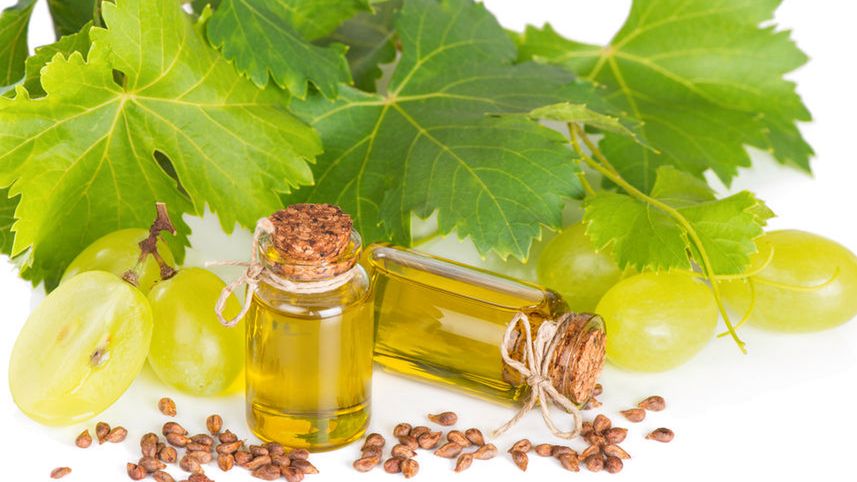 Olej z pestek winogron – właściwości, zastosowanie, kalorie i wartości odżywcze