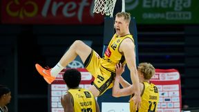 W Treflu kluczowi Polacy. Szalał też Curry