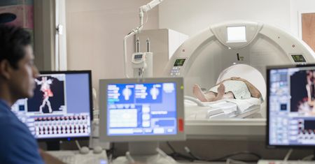 Limitowanie badań znów zagrozi pacjentom. "Nie chcemy umierać w kolejkach"
