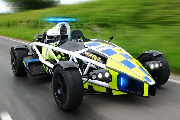 Ariel Atom PL dla policji i motocyklistów