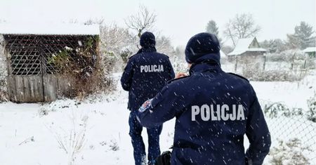 Dramat w zimową noc. 15-latek znaleziony w zaspie