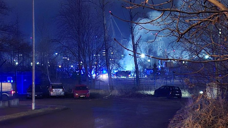 Ogień wybuchł przed godziną 21 we wtorek 9 grudnia