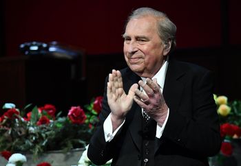 Jerzy Stuhr zmarł 2 lata temu. "Potrafił ocknąć się z twarzą w talerzu"