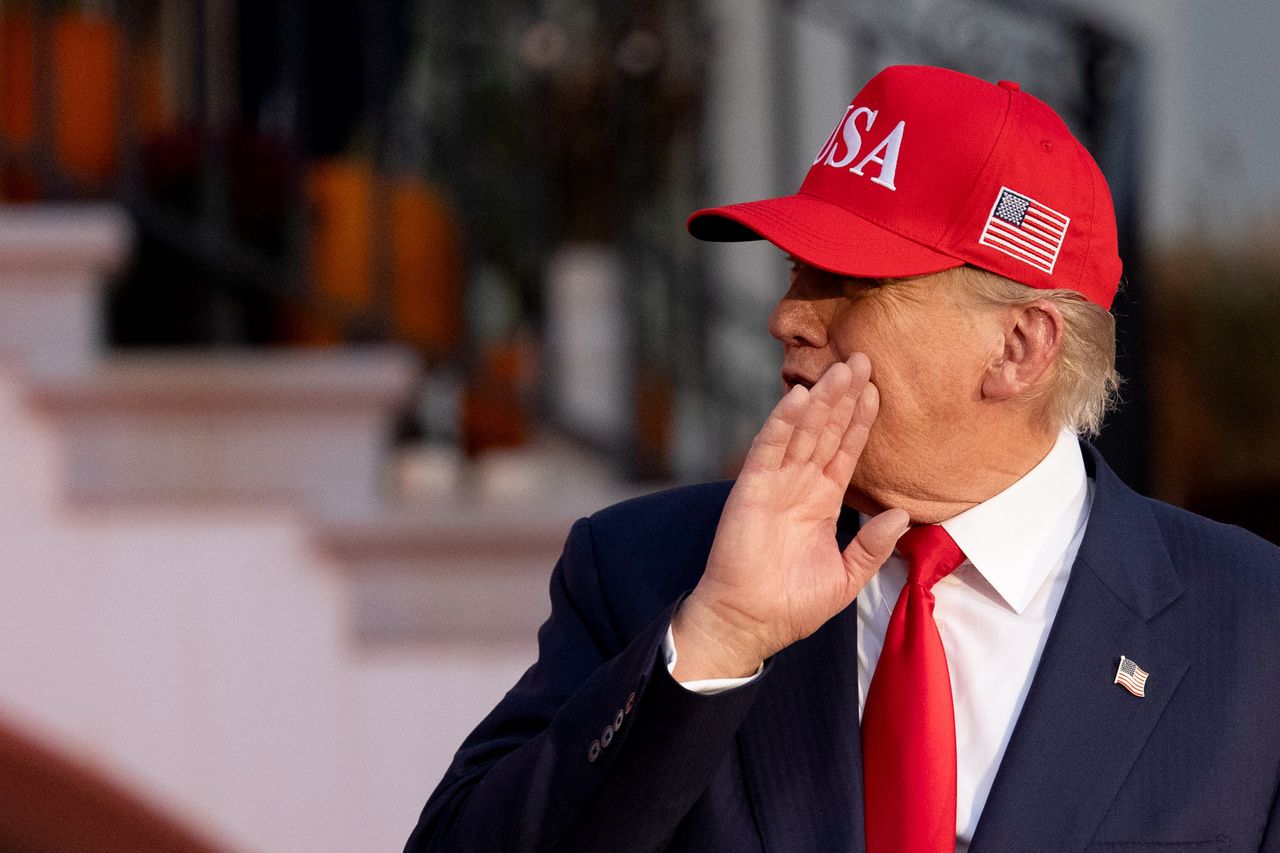 Szczytu Trump-Putin nie było przez jedną notatkę. "Moskwa nie wykazuje chęci"