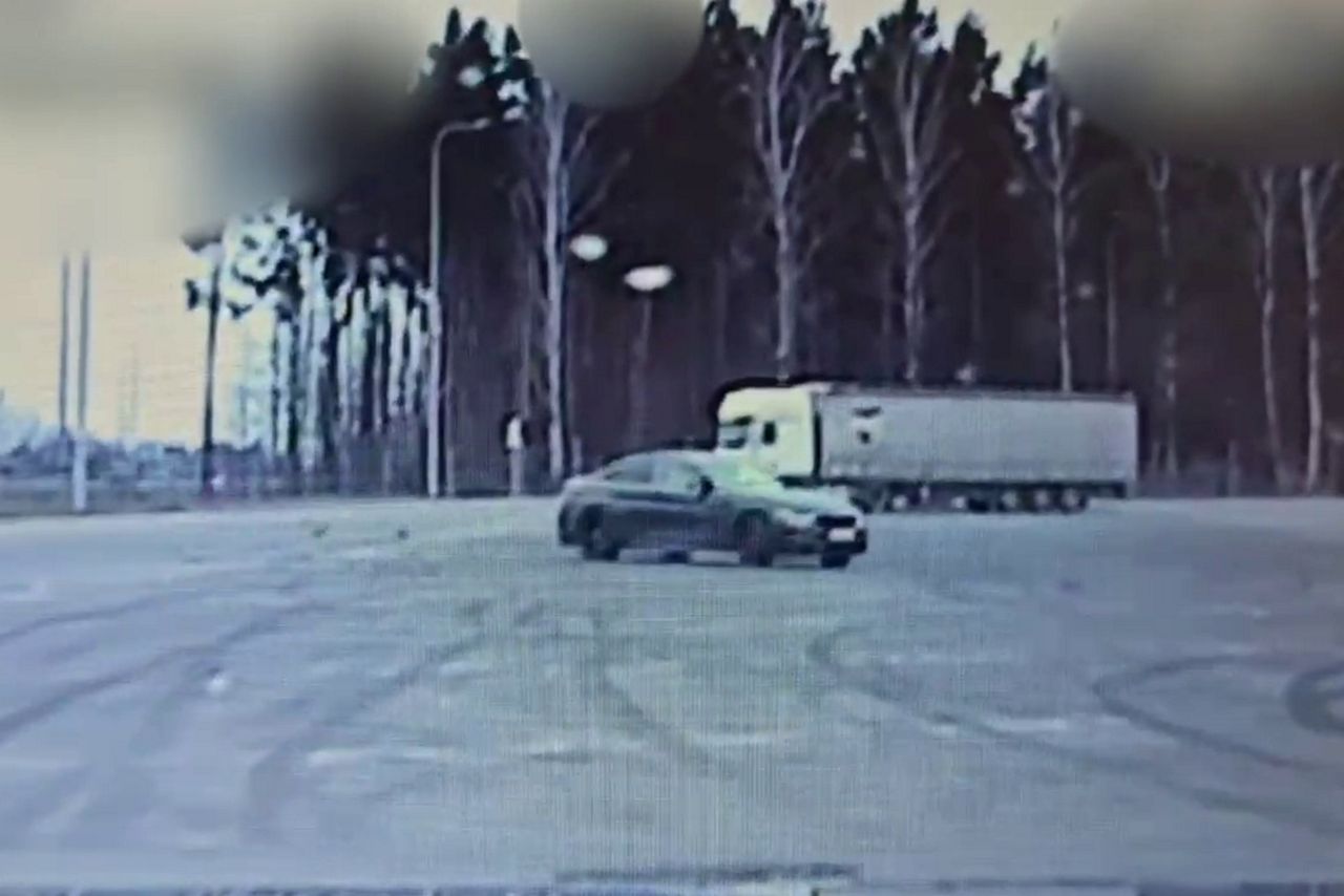 Ukrainiec driftował na parkingu. Policjanci nie mieli litości