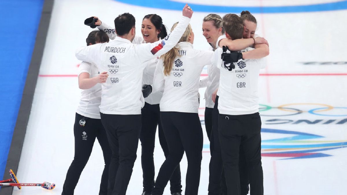 Zdjęcie okładkowe artykułu: Getty Images / Catherine Ivill / Na zdjęciu: Brytyjki cieszą się z wygranej