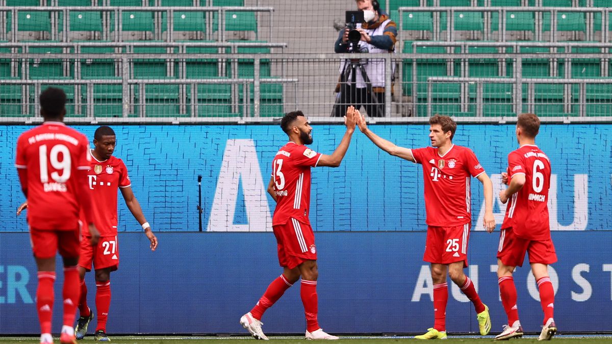 PAP/EPA / MARTIN ROSE / Na zdjęciu: piłkarze Bayernu Monachium