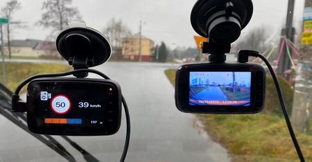Długodystansowy test wideorejestratorów za 500-650 zł. Wytrzymały oba, a który lepszy?