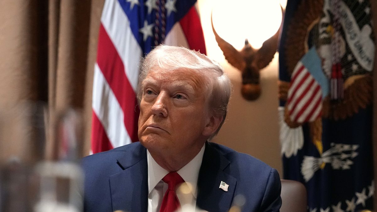 Donald Trump zapowiedział nałożenie ceł na UE