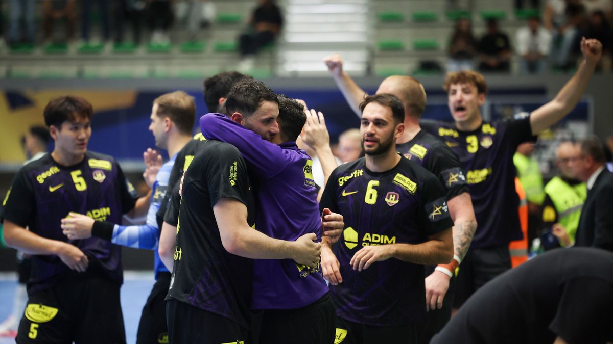 PAP/EPA / JOSE SENA GOULAO / Na zdjęciu: szczypiorniści HBC Nantes