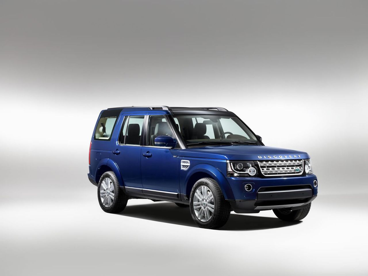 Land Rover Discovery przechodzi facelifting
